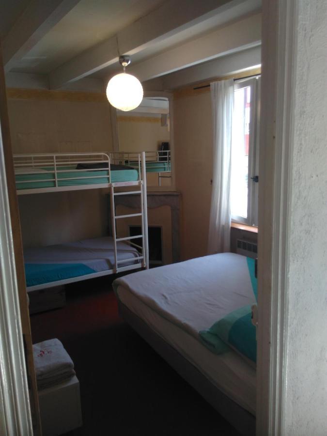 Crew Lighthouse Hostel อองทีบส์ ภายนอก รูปภาพ