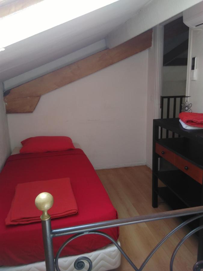 Crew Lighthouse Hostel อองทีบส์ ภายนอก รูปภาพ