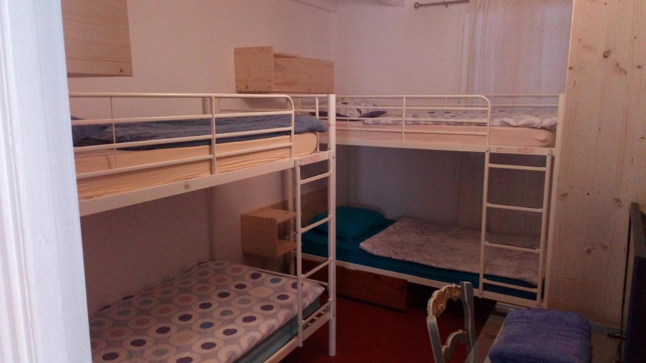 Crew Lighthouse Hostel อองทีบส์ ภายนอก รูปภาพ