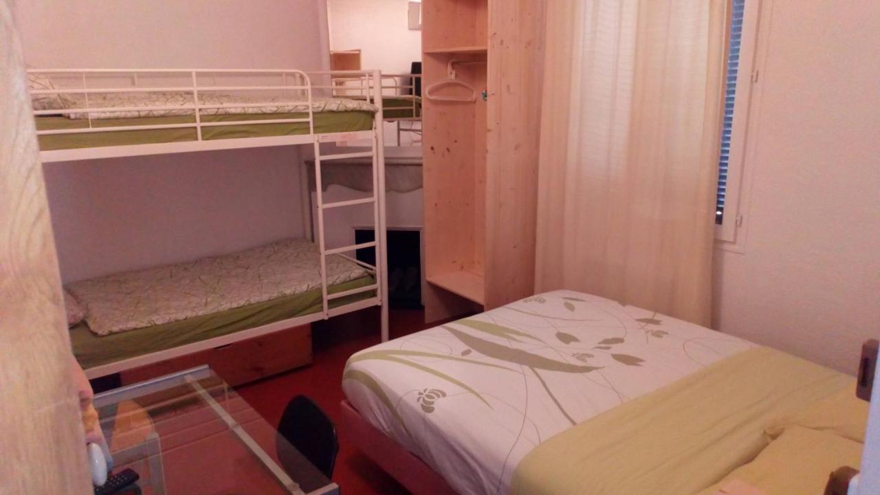 Crew Lighthouse Hostel อองทีบส์ ภายนอก รูปภาพ